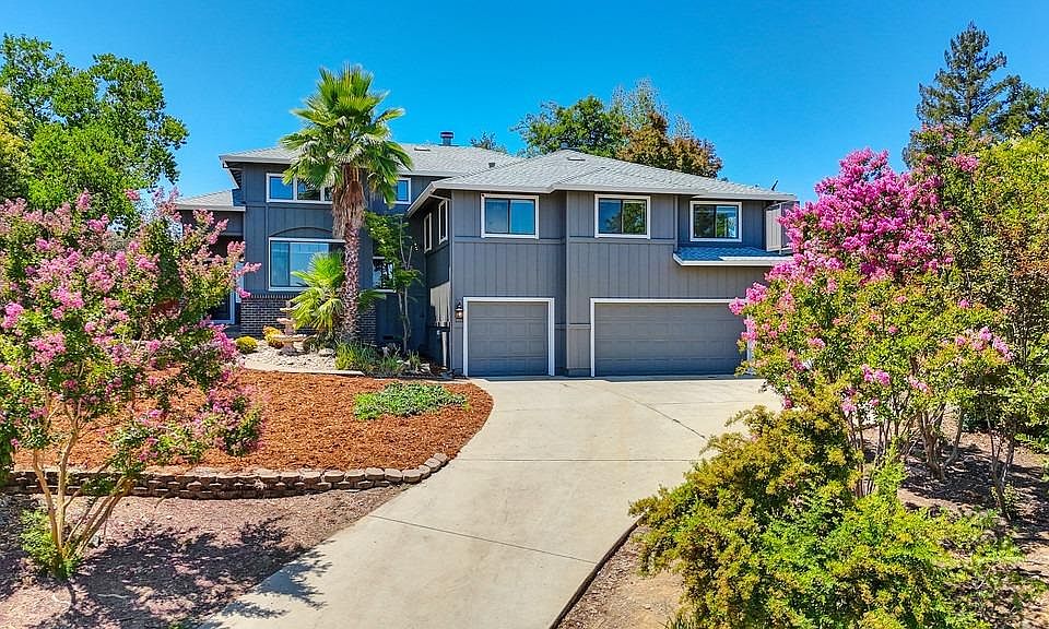 1st image of 403 Platt Cir