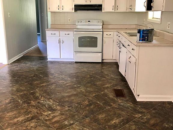 2nd image of 87 Twin Lake Dr