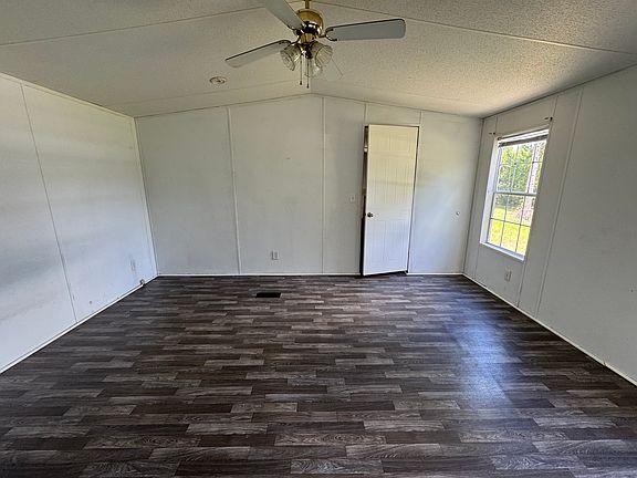 5th image of 1635 177th Rd