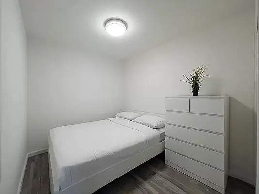 Rented by Avenues Real Estate | media 22