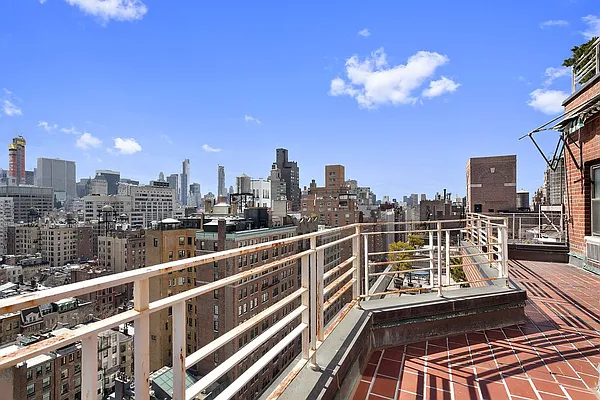 Sold by Corcoran | media 5