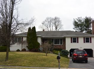 10 Jerome Smith Dr, Ocean, NJ 07712