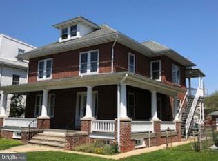 2117 Penn Ave, West Lawn, PA 19609