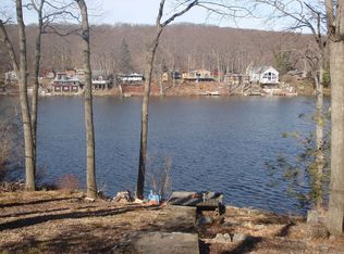 4 Evanston Ave, West Milford, NJ