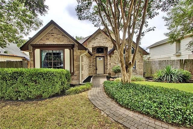 1st image of 909 W Black Locust Dr