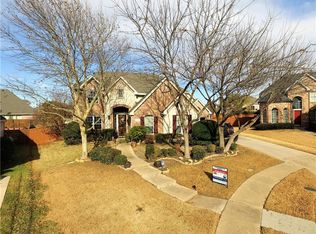 8900 Oakridge Ct, McKinney, TX 75072