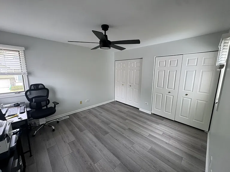 352 Bristol Ln — Photo 12