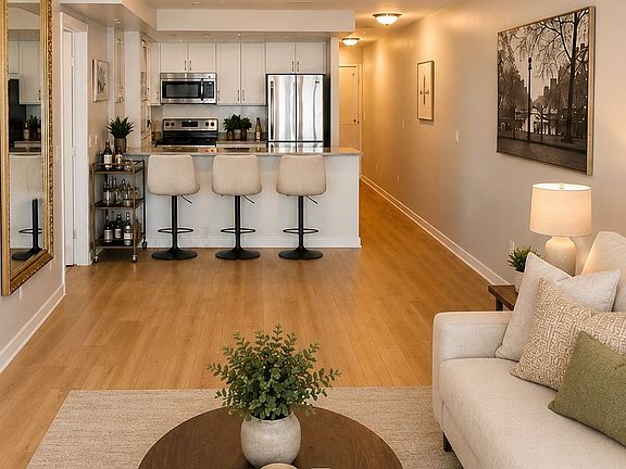 5th image of 208 Queens Quay W #912