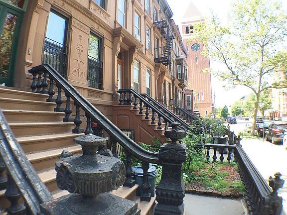 5th image of 84 Macdonough St APT 4
