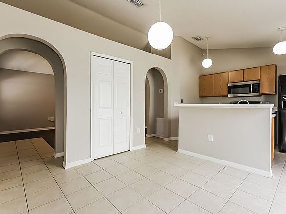 5th image of 10555 Opus Dr