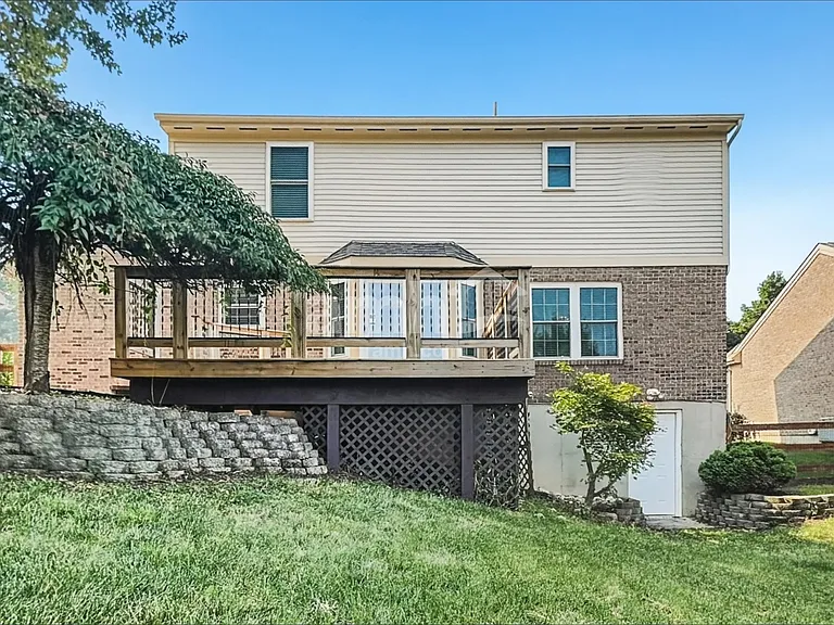 2113 Lynwood Pl — Photo 20