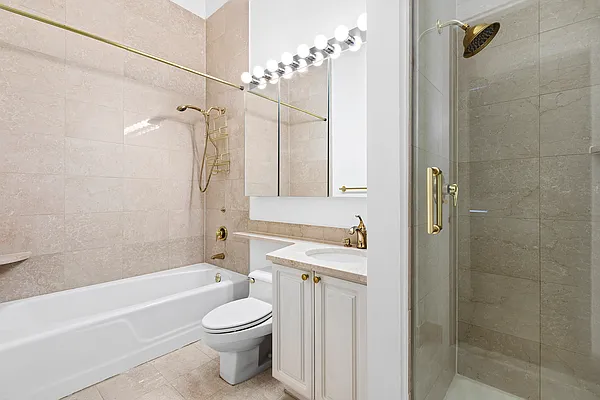 Rented by Douglas Elliman | media 28