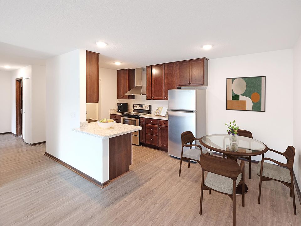 2nd image of 2050 Delaware Ave APT 206