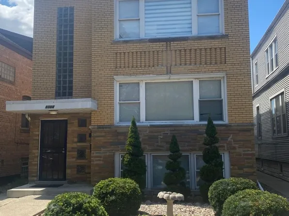 6008 S Komensky Ave, Chicago, IL 60629