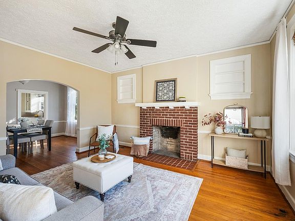 4th image of 1400 Radcliff Ave