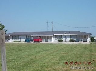230 Rose Ln APT 4, Shipman, IL 62685