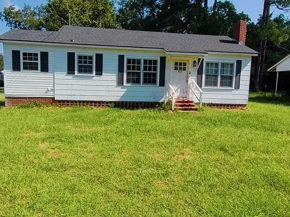 432 Hollis St SW #1, Pelham, GA 31779