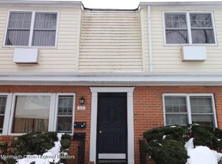 60 One Mile Rd #130-J, Cranbury, NJ 08512