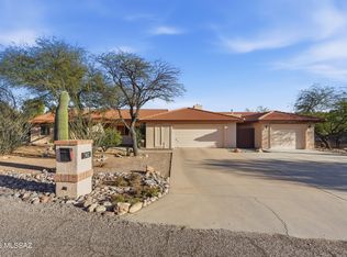 962 E Calle Mariposa, Tucson, AZ 85718