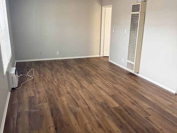 4th image of 410 Lindsay Ct #11503482