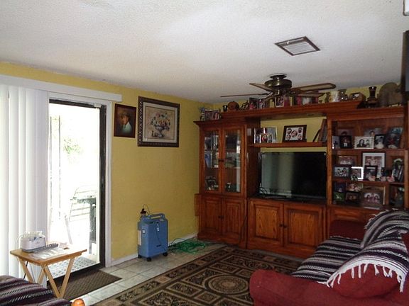 5th image of 1214 Johnson Dr