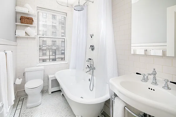 Sold by Sotheby's International Realty | media 5