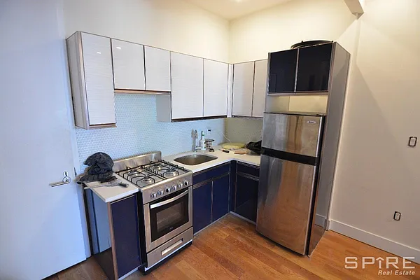 Rented by Spire Group | media 74