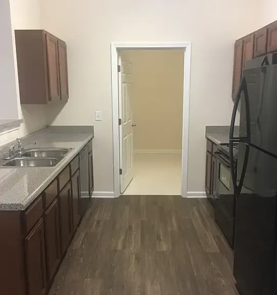 Cason Ridge Apartments — Photo 4