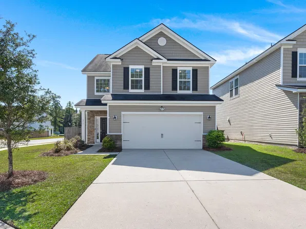 213 Lazy River Ln, Moncks Corner, SC 29461