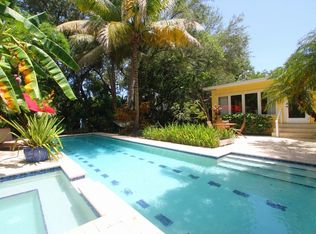 4035 Battersea Rd, Miami, FL 33133