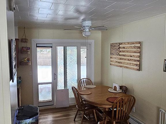 4th image of 8866 South St