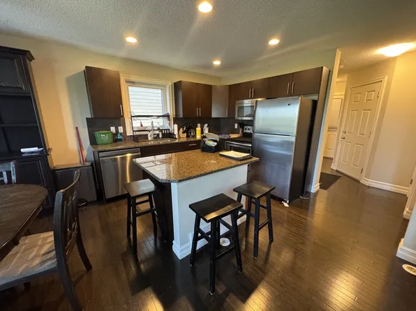 5713 3rd Ave SW Unit 84, Edmonton, AB T6X 0K9