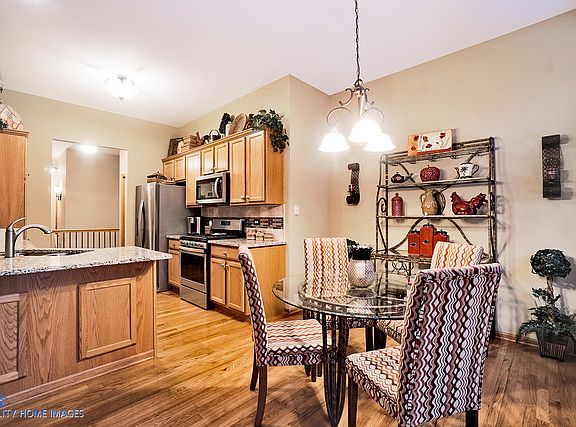 5th image of 16519 Garnet Ct