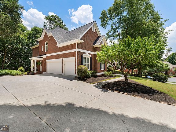 3rd image of 9615 Autry Falls Dr