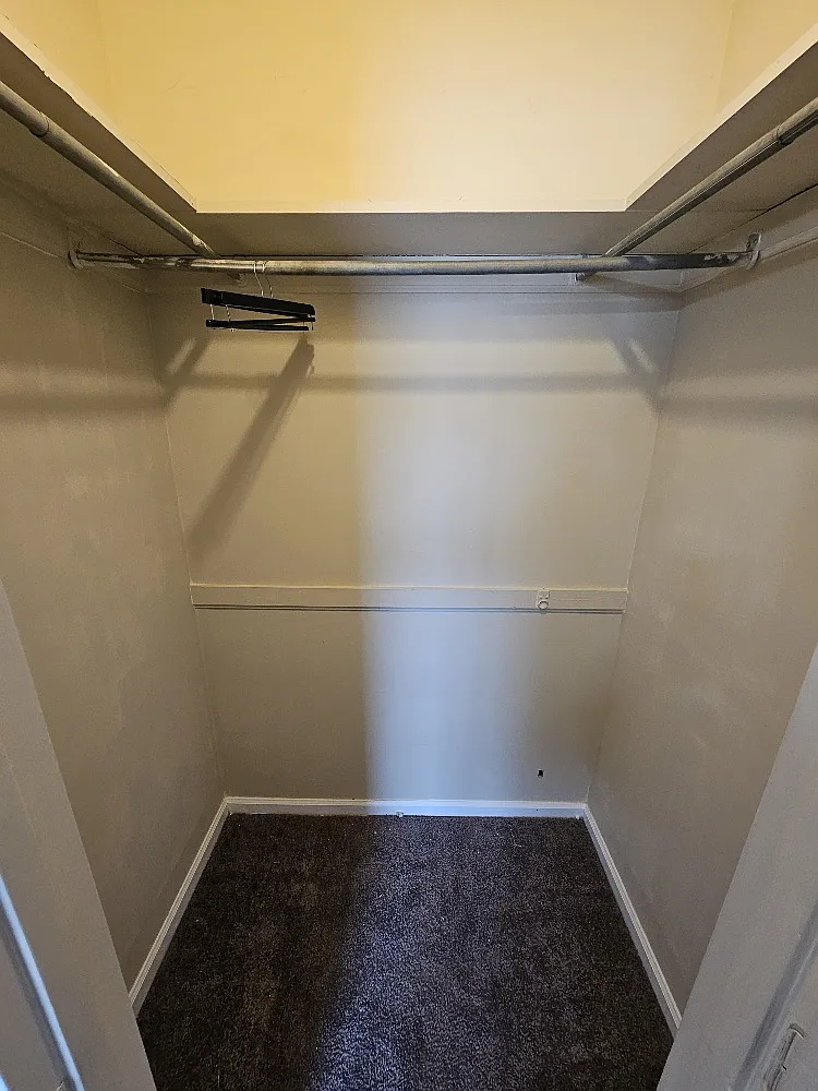 2 bed, 875 sqft, $1,000 — Photo 4
