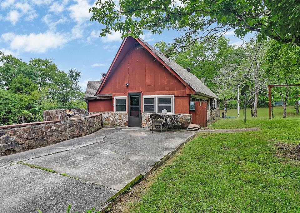 1st image of 89 Crockett Cir