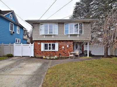 279 N Wellwood Avenue, Lindenhurst, NY, 11757