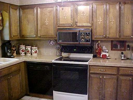 2nd image of 243 Oak Lake Dr