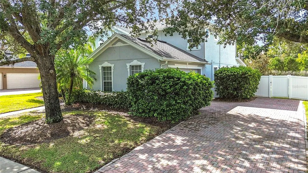 4 bed, 3.5 bath, 2956 sqft, $3,650 — Photo 4