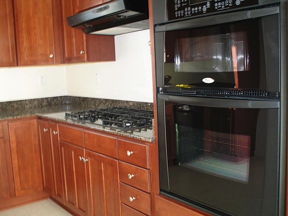 stove top, oven and microwave