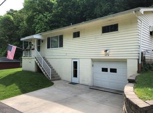 624 Schrader Ave, Wheeling, WV 26003