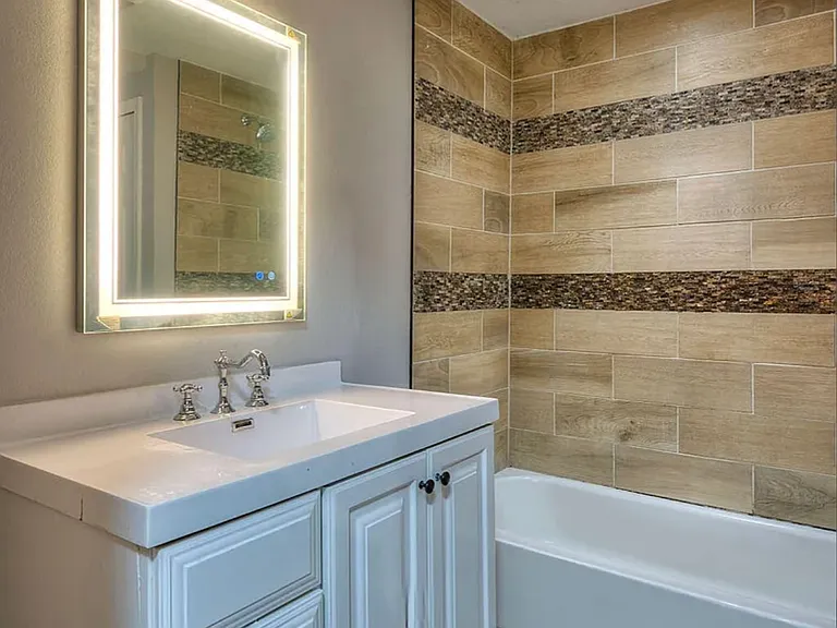 5661 Sohl Ave — Photo 11