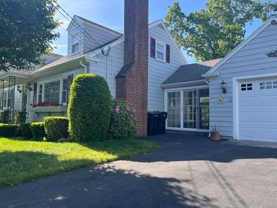 6 Hilltop Rd, Dartmouth, MA, 02747