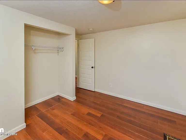 512 Cherry St — Photo 14