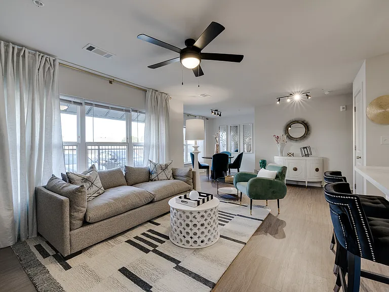 Brentwood Apartments — Photo 55