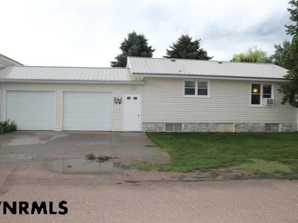 405 Horrum St, Dix, NE 69133