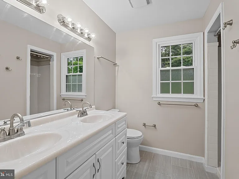 16632 S Westland Dr — Photo 24