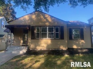 1707 18th St #C, Moline, IL 61265