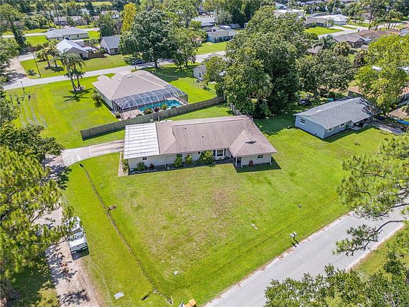 4th image of 2430 Unity Tree Dr