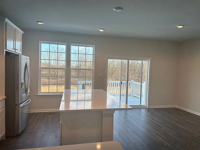10 Lilac Cir — Photo 7